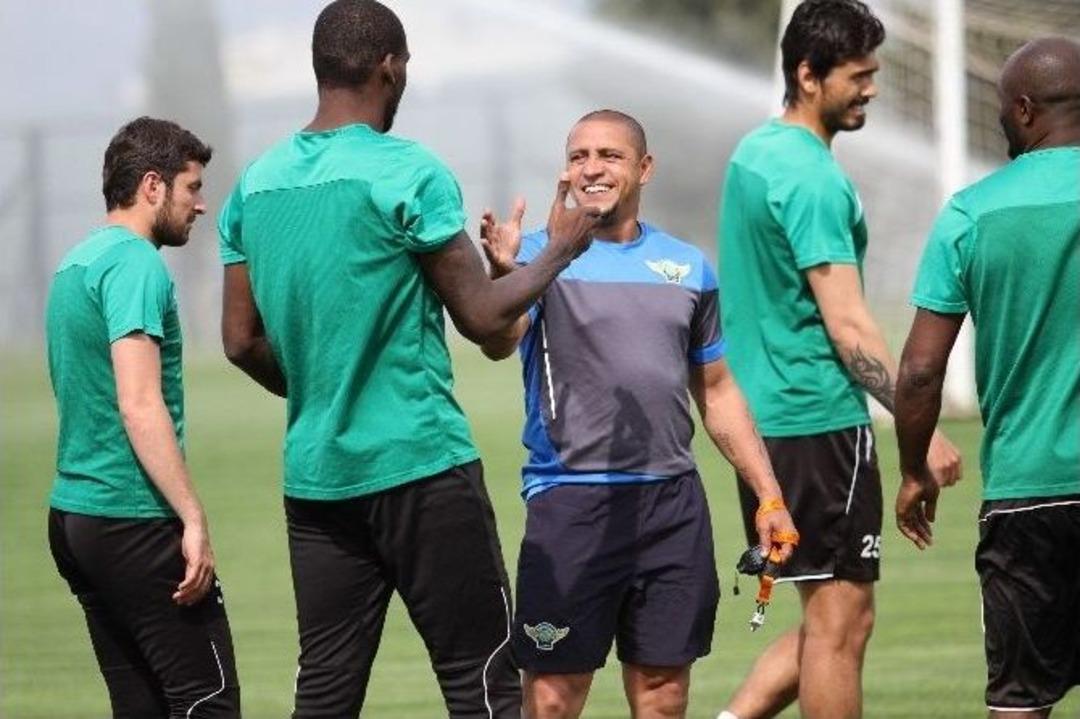 Akhisar Belediyespor, Galatasaray Hazırlıklarını S&uuml;rd&uuml;r&uuml;yor