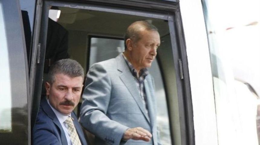 Cumhurbaşkanı Erdoğan Diyarbakır Valiliği&rsquo;ni Ziyaret Etti