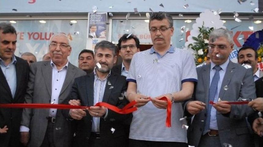 Ak Parti Genel Başkan Yardımcısı Nureddin Nebati: