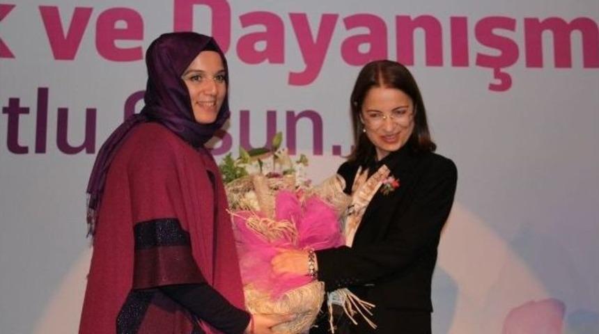 Ak Parti Sakarya İl Kadın Kolları Tarafından 1 Mayıs Programı Ger&ccedil;ekleşti