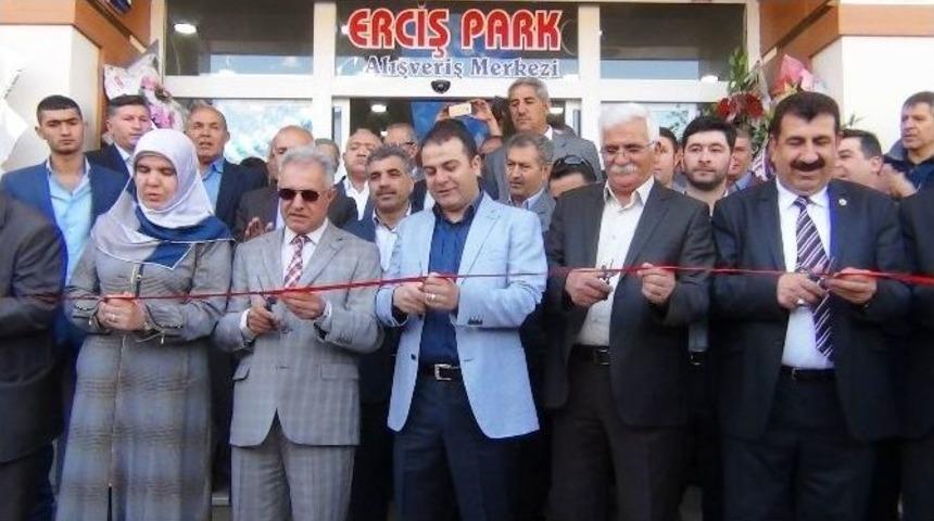 Erciş Park Hizmete A&ccedil;ıldı