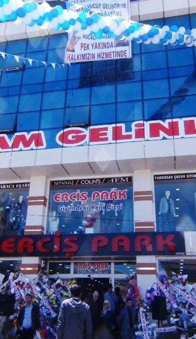 Erciş Park Hizmete Açıldı