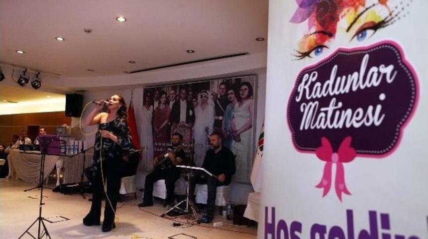 Matinede Eğlence Bitmiyor