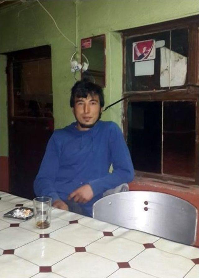 Kamyonla Askeri Alana Girmeye &Ccedil;alışan Şahıs &Ouml;l&uuml; Ele Ge&ccedil;irildi 2