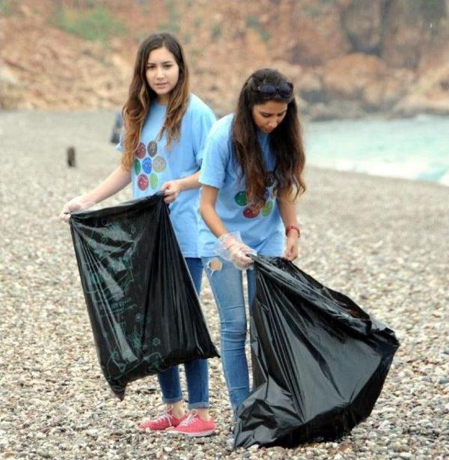 22 Ülkede 1 Milyon Kişi Akdeniz'i Temizleyecek