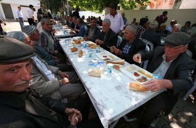 Heybeli Mahallesinde Hayır Yemeği 3