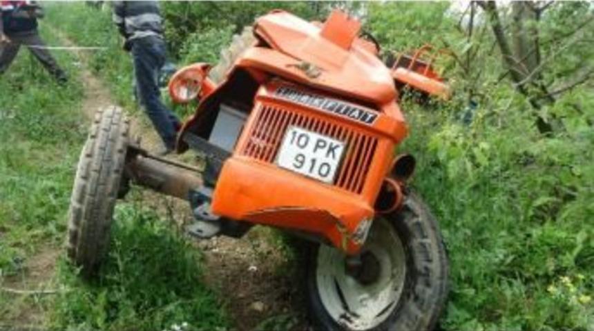 Erdek&rsquo;te Trakt&ouml;r Devrildi: 2 Yaralı