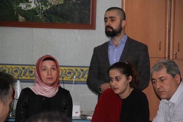 Ak Parti Adayı Benli: "mahallede Yaşıyorum, Otob&uuml;se, Minib&uuml;se, Metrob&uuml;se Biniyorum" 1