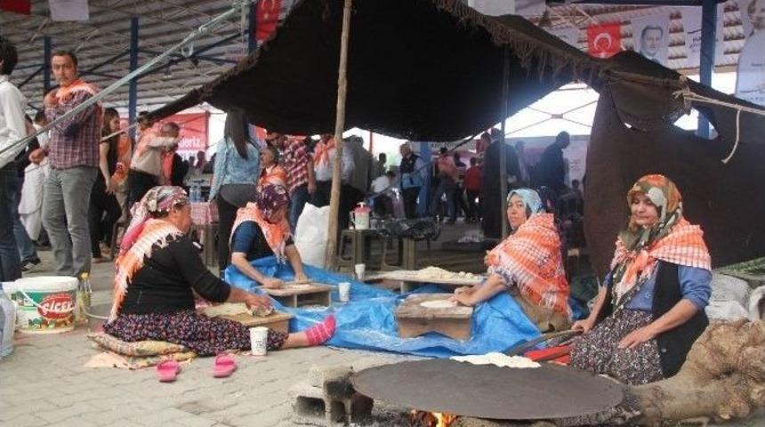 D&ouml;rtyol&rsquo;da Uluslararası Y&ouml;r&uuml;k T&uuml;rkmen Ş&ouml;leni