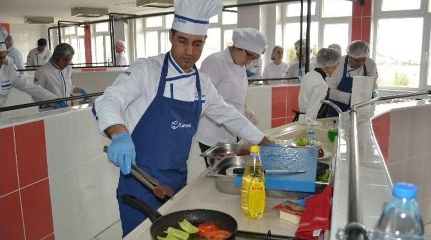 Bu Kez Profesyonel Aş&ccedil;ılar Yarıştı