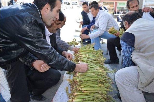 ‘yayla Muzu’ Tezgahlardaki Yerini Aldı