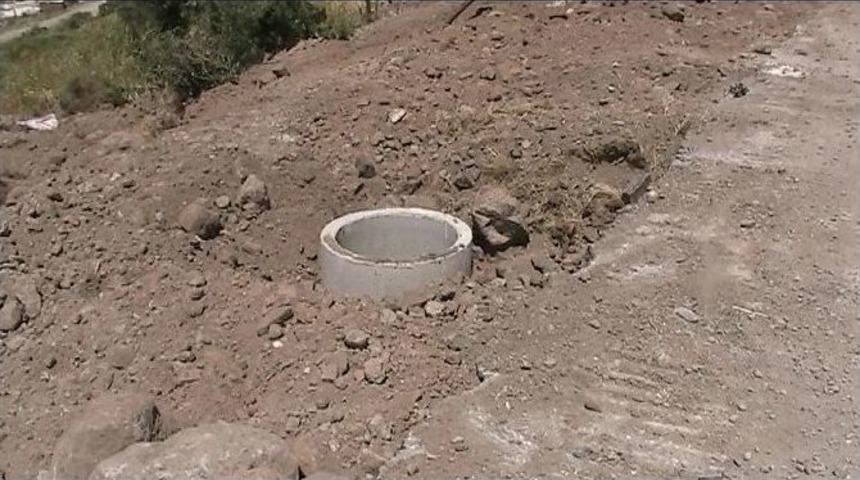 Bodrum&rsquo;da &Ccedil;eşitli &Ccedil;alışmalar Nedeniyle A&ccedil;ılan &Ccedil;ukurlar Tehlike Yaratıyor