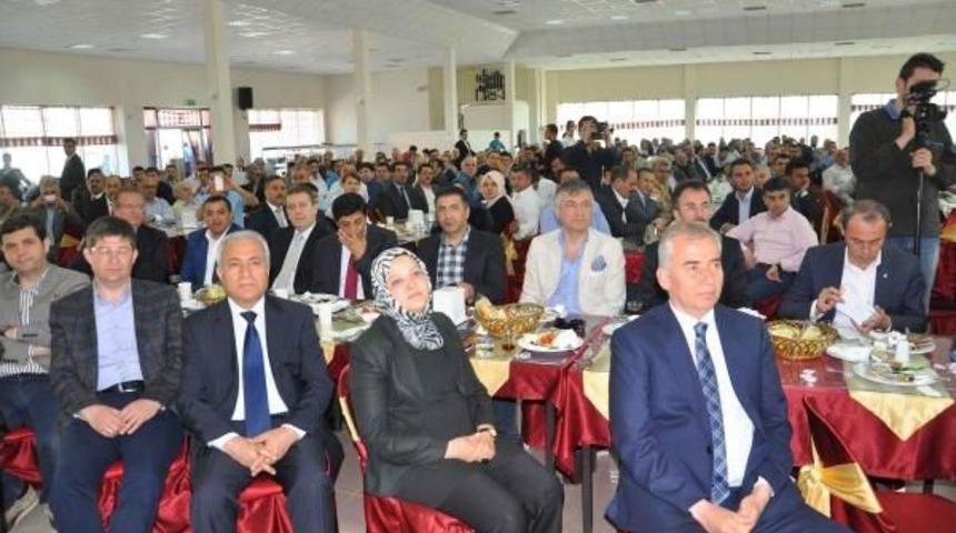 Zeybekci: İhracattaki Düşüş Mayıs Ayından Itibaren Yavaşlayacak