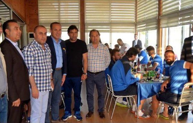 Adana Demirspor'a Belediye Başkan Sözlü'den Ziyaret