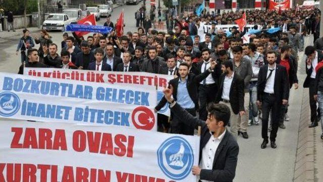 Sivas'ta 3 Mayıs Türkçülük Günü Yürüyüşü