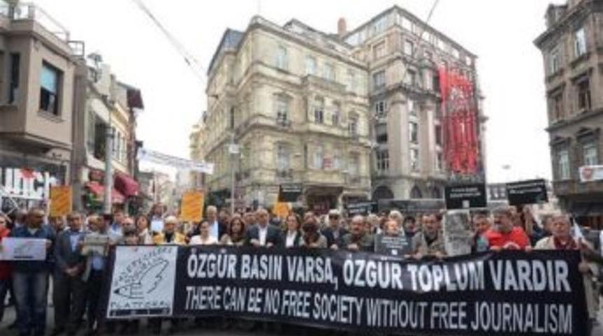 Journalists March "to Stand Up For Journalism" On World Press Freedom Day