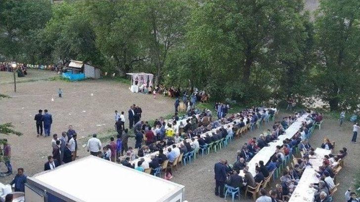 Hakkari’de 3 Gün 3 Gece Süren Görkemli Düğün G2