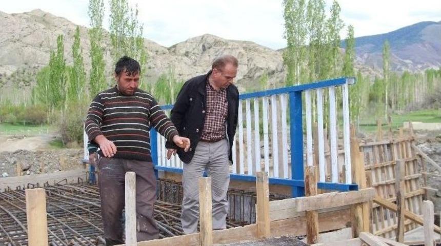 D&uuml;mb&uuml;ll&uuml; Deresinin Yol Hasreti Bitiyor