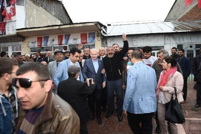 Chp Lideri Kılıçdaroğlu, Susuz’da Çay Molası Verdi