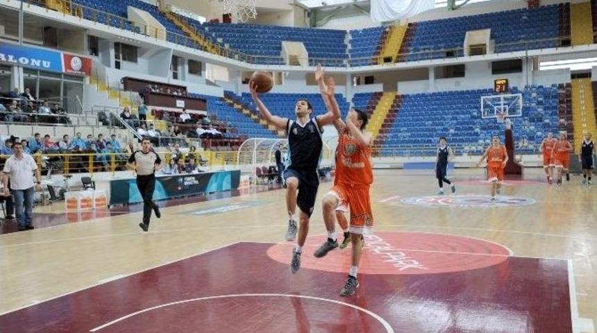 Gen&ccedil;ler Basketbol Anadolu Şampiyonası Sona Erdi