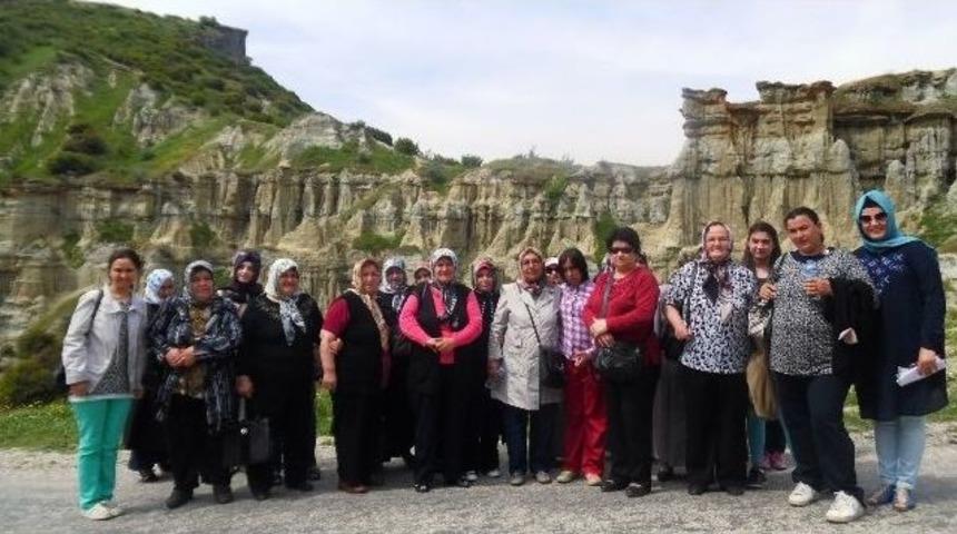Yunusemreli Hanımlar Kula&rsquo;da Tarihe Yolculuk Yaptı