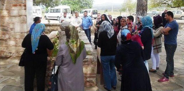 Yunusemreli Hanımlar Kula’da Tarihe Yolculuk Yaptı