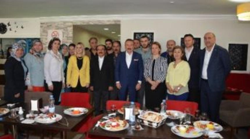 Doğan &ldquo;m&uuml;şterileri, Esnafımızın Ayağına Getireceğiz&rdquo;