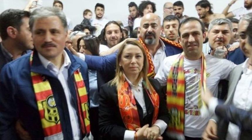 Yeni Malatyaspor&rsquo;un, 2. Lig Beyaz Grupta Şampiyon Olması