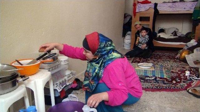 Doğu Türkistanlı Aileye Magid Sahip Çıktı