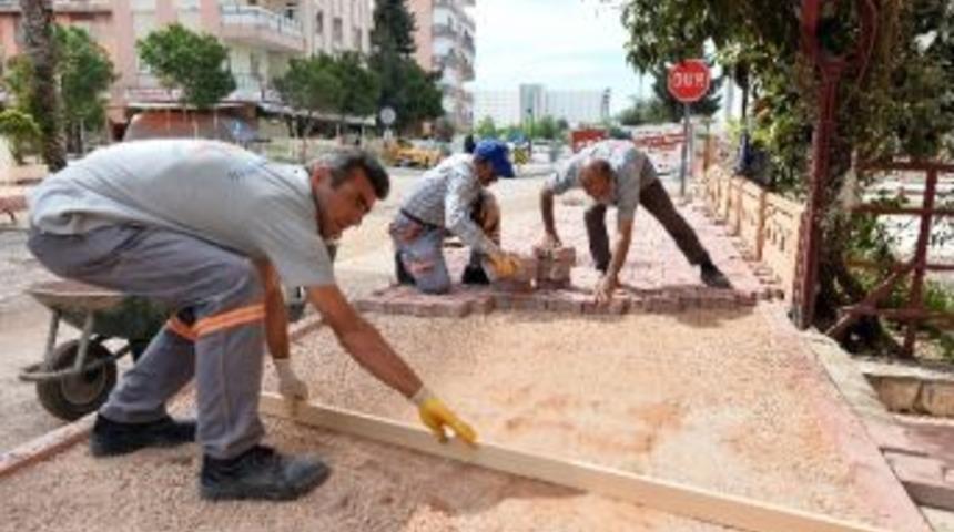 Soğuksu&rsquo;da Yol Ve Kaldırımlar Yenileniyor