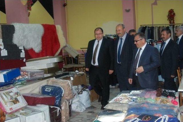 Belediye Başkan Yardımcısı Şentürk, Kermes Açılışına Katıldı