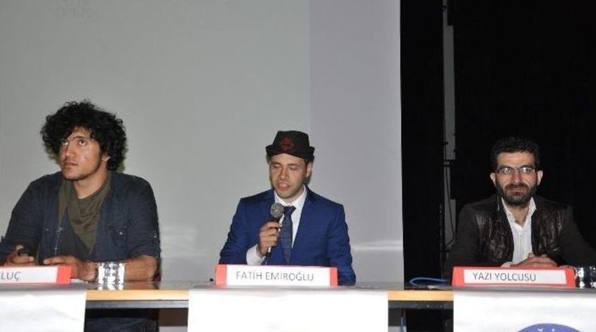 Yerk&ouml;y&rsquo;de T&uuml;rk Harflerinin &Ouml;yk&uuml;s&uuml; Konferansı Verildi