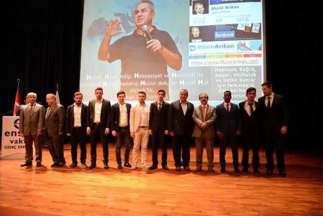 Sa&uuml;&rsquo;de &rsquo;medeniyetimizde &Uuml;niversitesi &Ouml;ğrencisi Nasıl Olmalı&rsquo; Etkinliği İlgi G&ouml;rd&uuml;