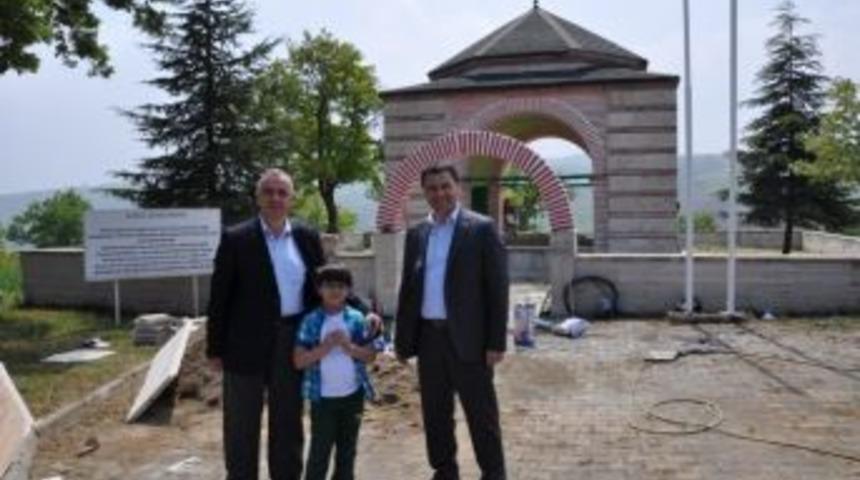 Samsa &Ccedil;avuş T&uuml;rbesi Yenileniyor