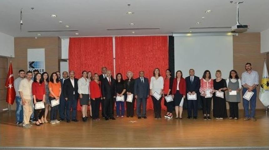 &Ccedil;iğlili Girişimcilere Sertifikaları T&ouml;renle Dağıtıldı