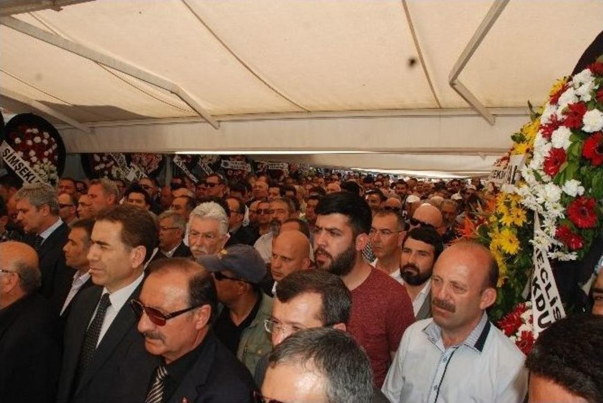 Alto Meclis Başkanı &Ouml;zer, Son Yolculuğuna Uğurlandı