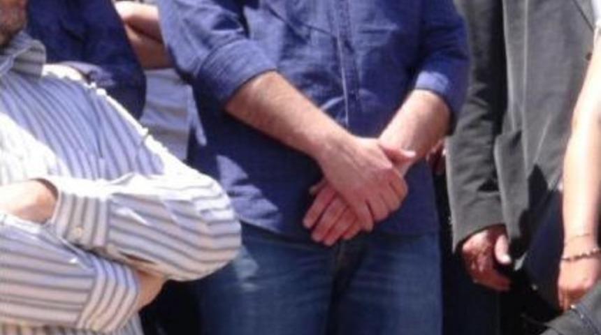 Cumhurbaşkanı'na Hakaretle Su&ccedil;lanan Onur Kılı&ccedil;'ın Yargılanmasına Başlandı