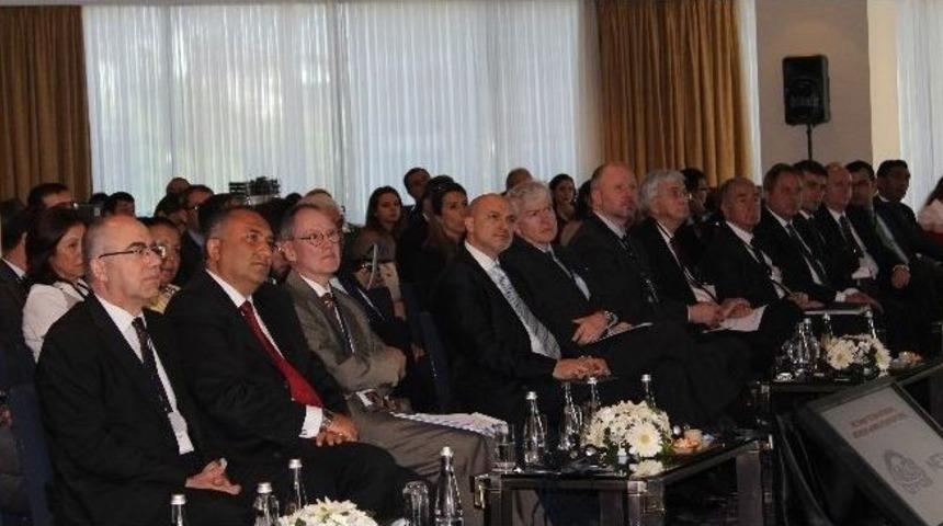 T&uuml;rkiye-kanada İş Konseyi&rsquo;nde Enerji Masaya Yatırıldı