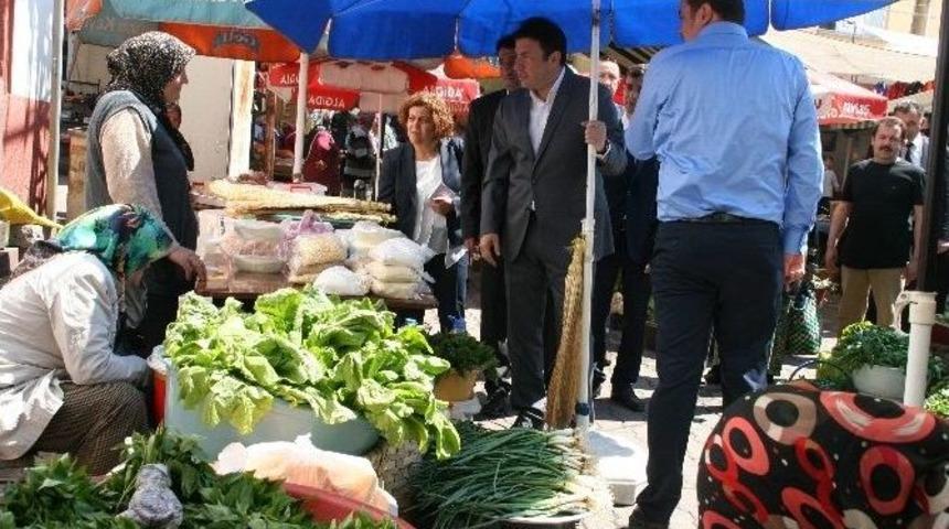 &Ouml;zcan Ulupınar Devrekli Pazarcı Esnafından Ve Pazara &Ccedil;ıkan Vatandaşlardan Destek İstedi