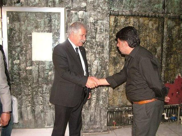 Mhp&rsquo;li &Ccedil;avuşoğlu&rsquo;ndan Van-ahlat Derneği&rsquo;ne Ziyaret 2