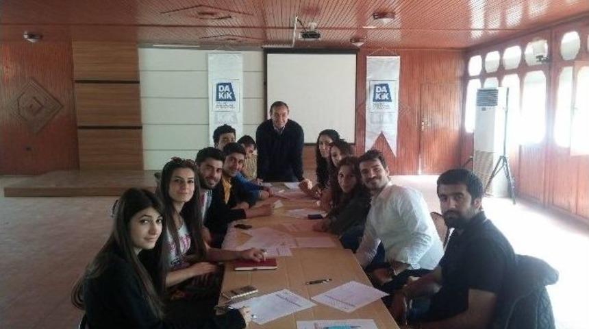 &Uuml;niversitelerde Afete Dakik Gen&ccedil;ler Oluşturuluyor