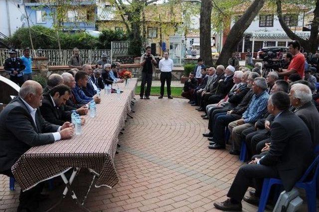 Dışişleri Bakanı Mevl&uuml;t &Ccedil;avuşoğlu&rsquo;ndan Mahalle Gezileri 2