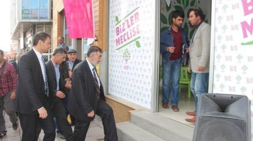 Sp&rsquo;den Partilere Se&ccedil;im Ziyareti