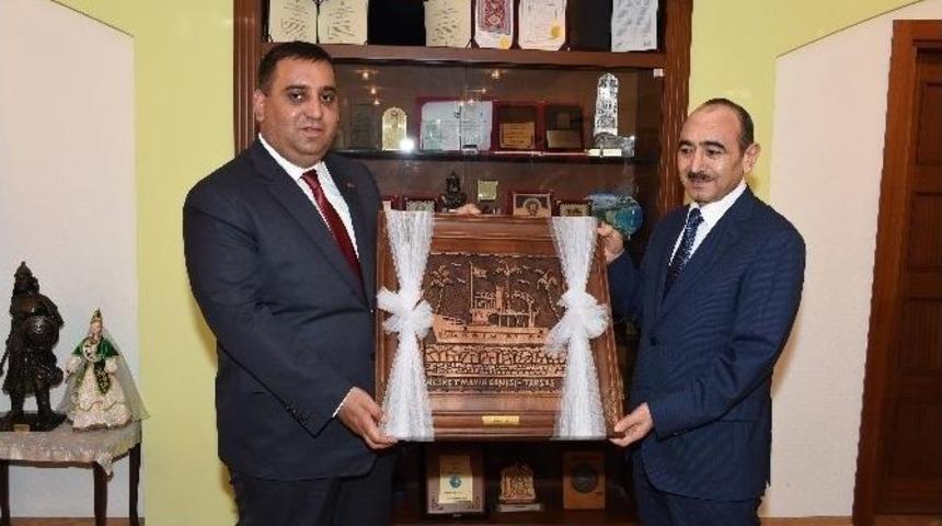 Azerbaycan Heyetinden Başkan Can&rsquo;a Ziyaret