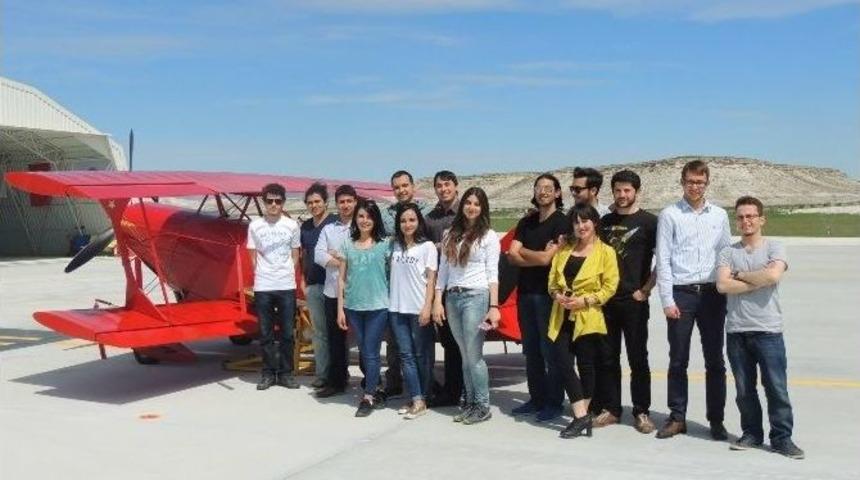 Havacılık G&uuml;nlerinin Talihlileri Akrobasi Pilotu &Ouml;zt&uuml;rk İle U&ccedil;tu