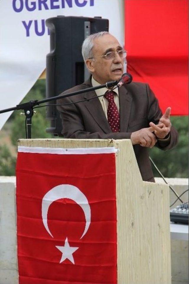 Prof. Dr. Mustafa &Ccedil;etin Varlık: "ihlas Vakfı&rsquo;nın Yurtlarında, Yeni T&uuml;rkiye&rsquo;nin Yeni Gen&ccedil;leri Yetişecek" 1