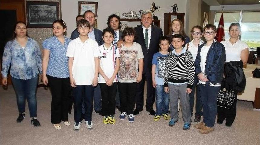 Karaosmanoğlu: &rdquo;gelecek &Ccedil;ocuklarımızındır&rsquo;&rsquo;