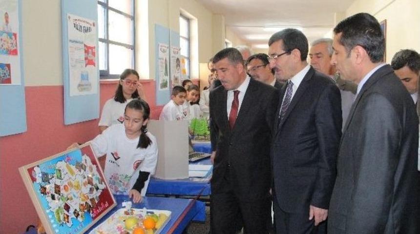 Elazığ&rsquo;da Tubitak Destekli &lsquo;4006 Bilim Fuarı&rsquo; A&ccedil;ıldı