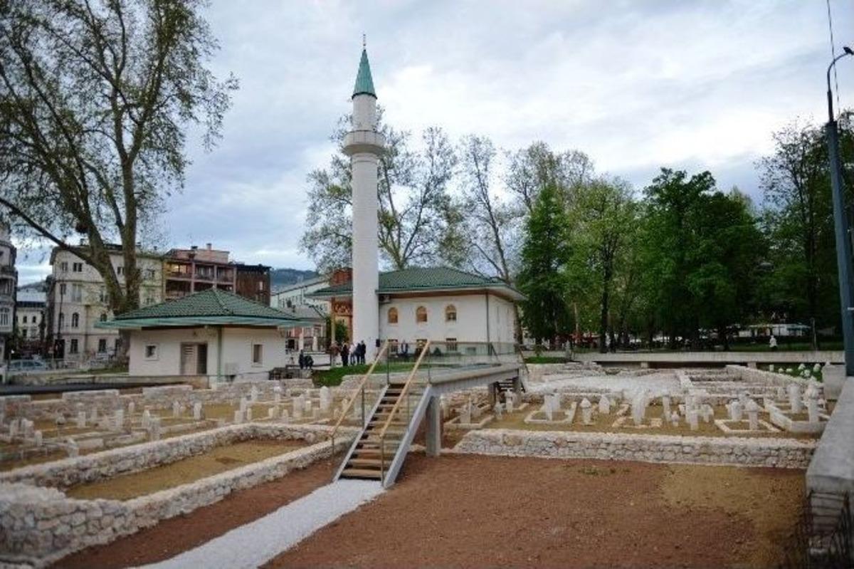 Saraybosna&rsquo;daki Tarihi M&uuml;sl&uuml;man Mezarlığı G&uuml;n Y&uuml;z&uuml;ne &Ccedil;ıktı