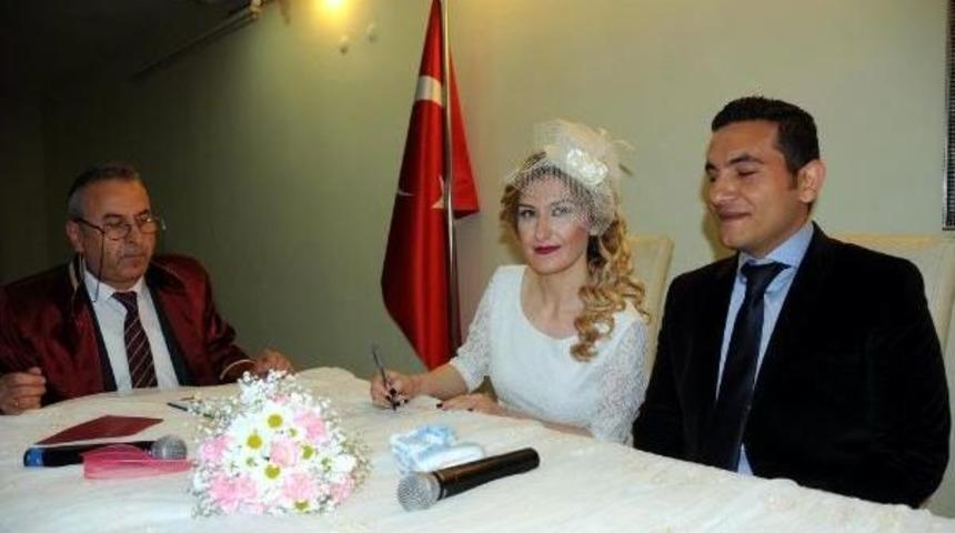 Zonguldak'ta '5.5.2015'te Evlenme Yoğunluğu